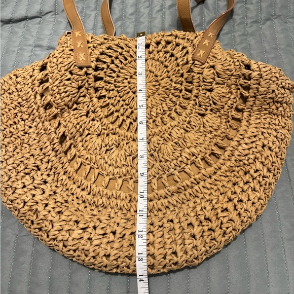Elegant Tan Crochet Tote Beach Bag - Picture 3 of 8